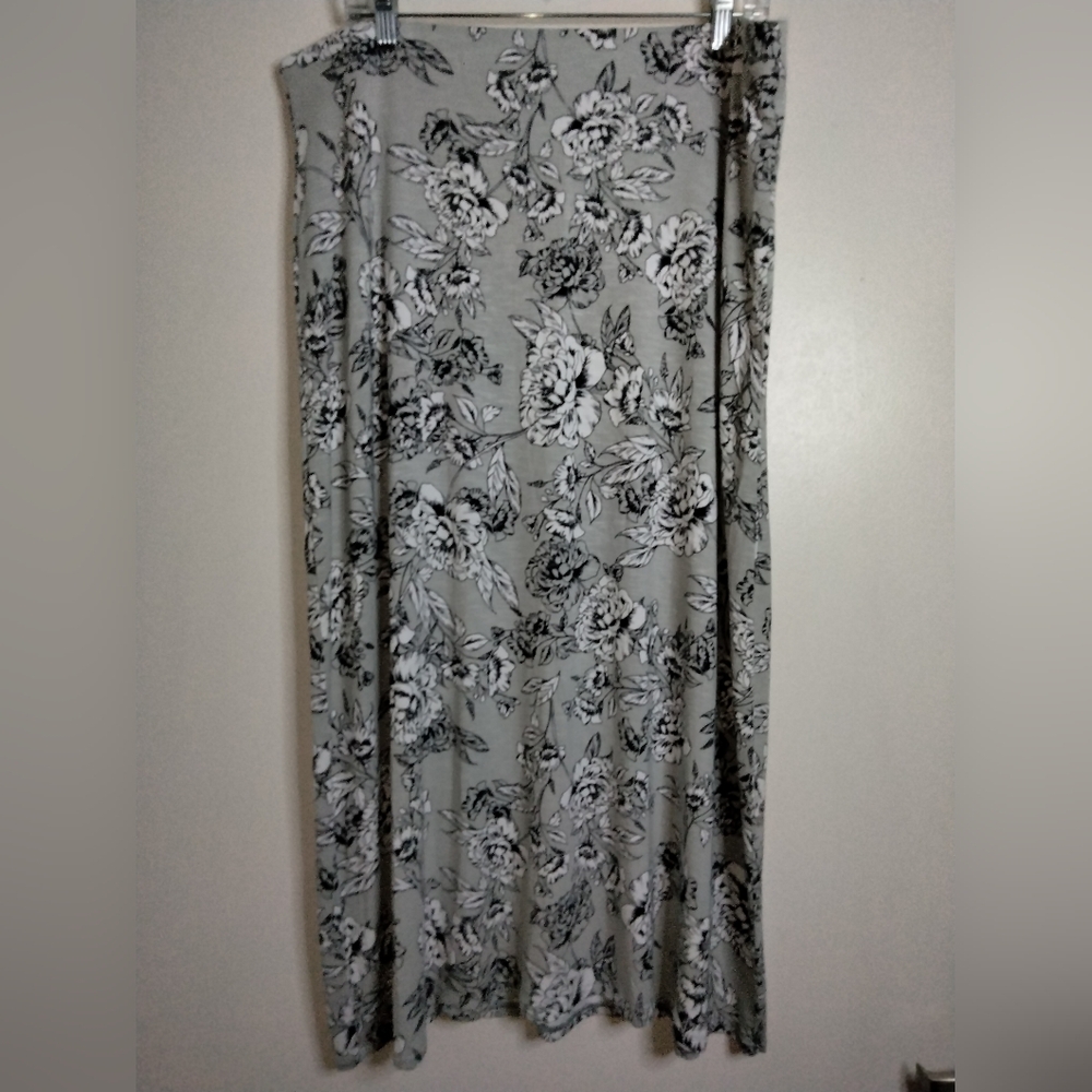 J. Jill (Size L) Gray Multicolor Floral Stretch Pull-on Midi/Maxi Skirt - Picture 3 of 8